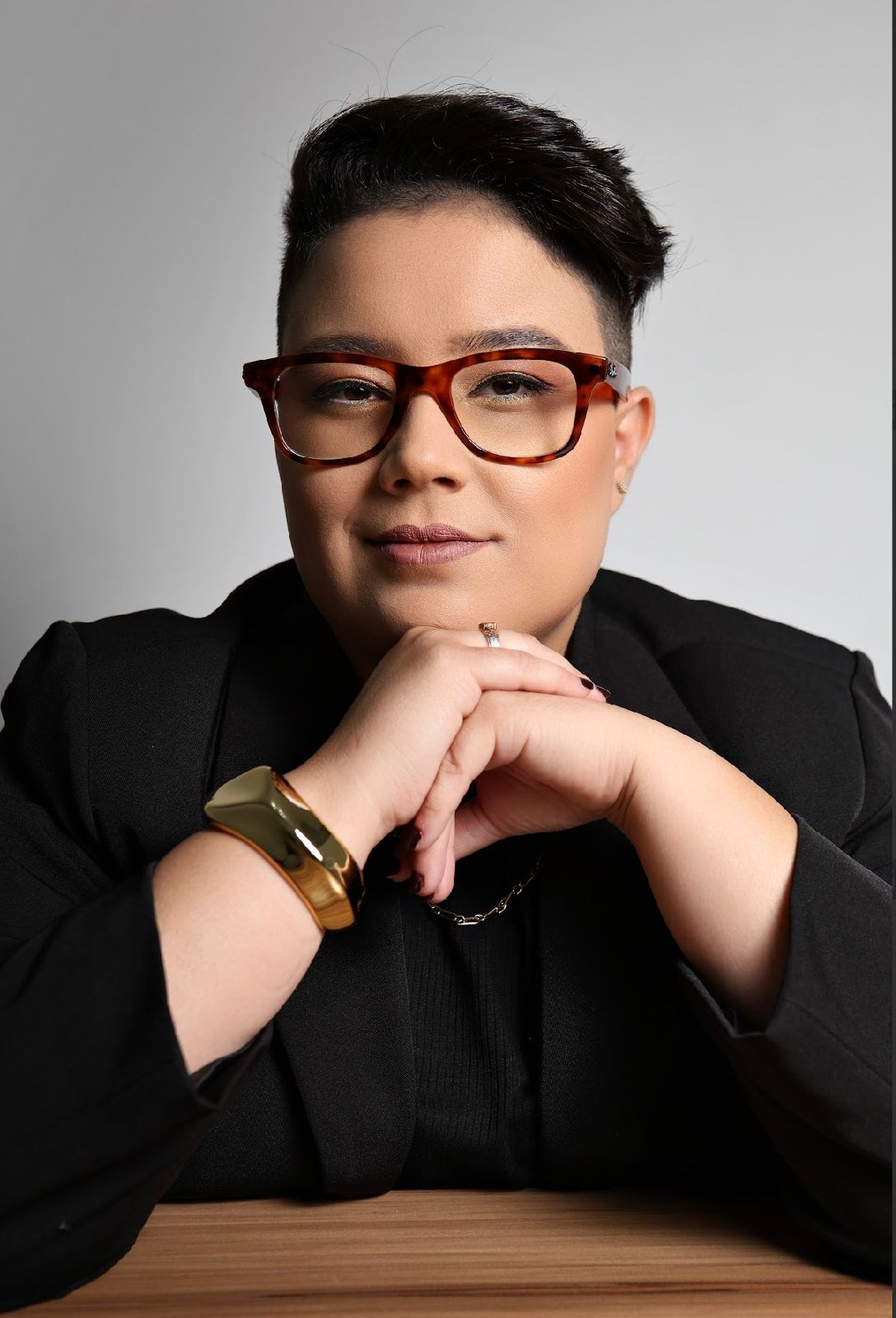Dra. Karla Ferreira